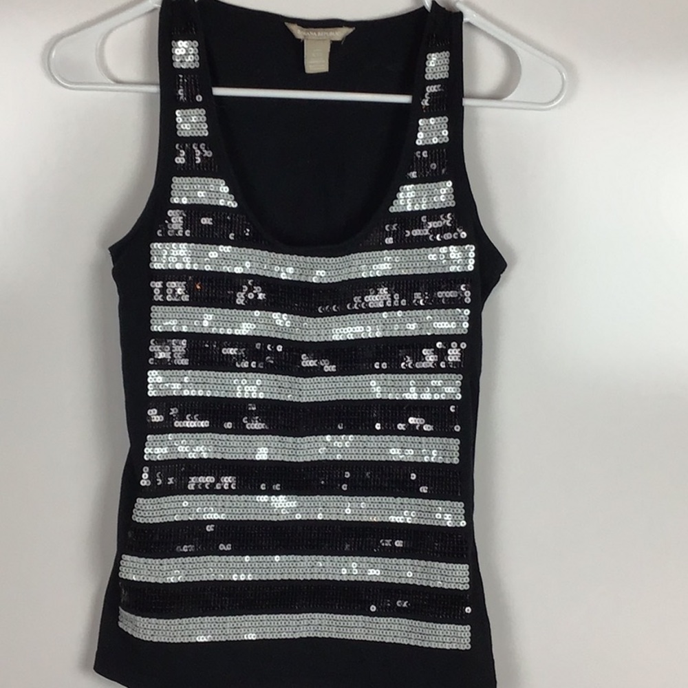Banana republic, women’s XXS sequence top.